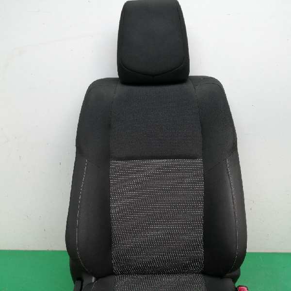 ASIENTO DELANTERO DERECHO