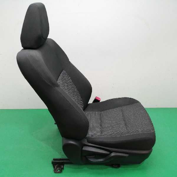 ASIENTO DELANTERO DERECHO