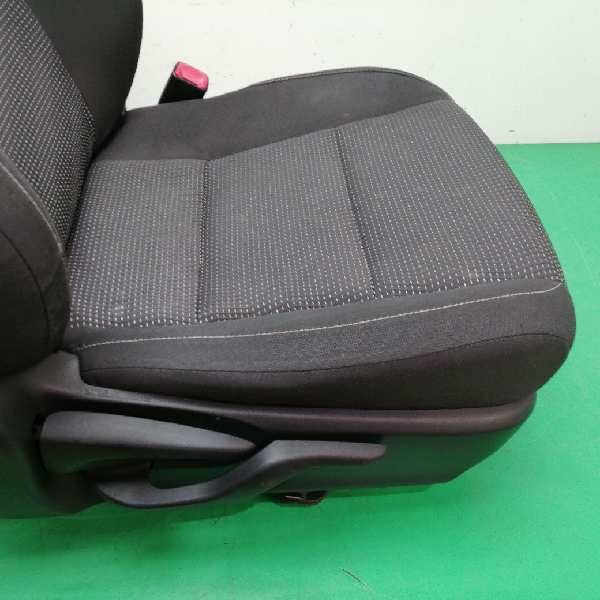 ASIENTO DELANTERO DERECHO