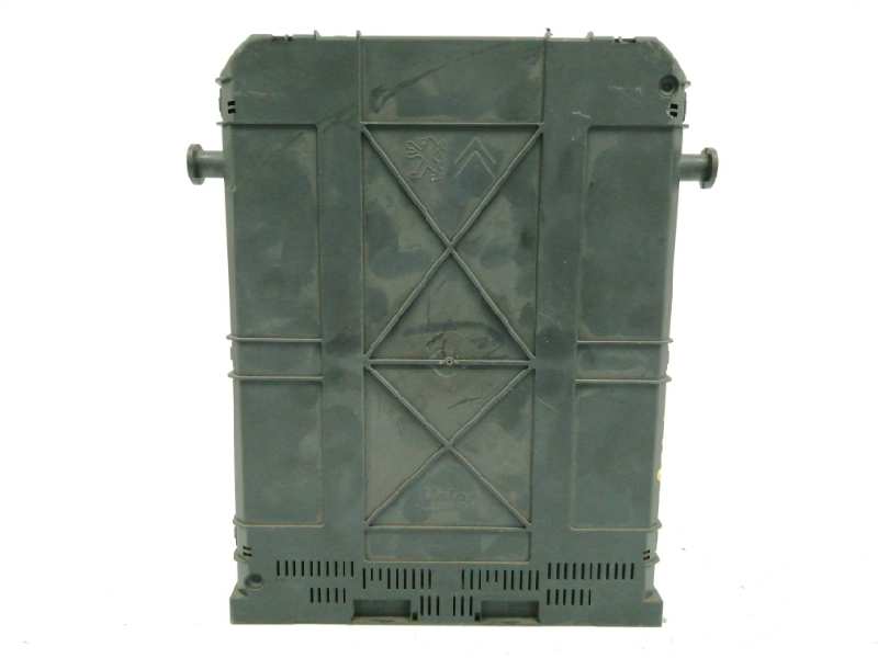 CAJA RELES / FUSIBLES