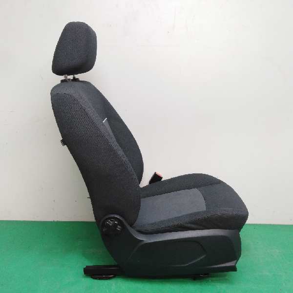 ASIENTO DELANTERO DERECHO