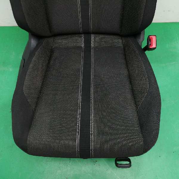 ASIENTO DELANTERO DERECHO