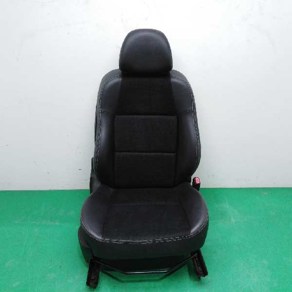 ASIENTO DELANTERO DERECHO