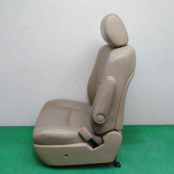 ASIENTO DELANTERO DERECHO