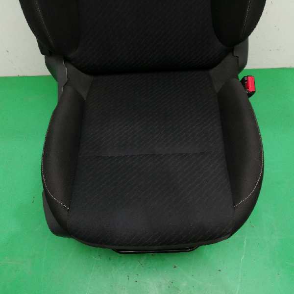 ASIENTO DELANTERO DERECHO