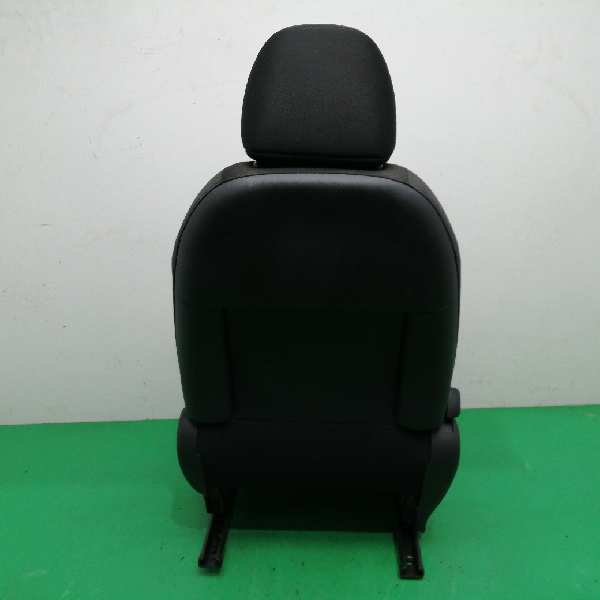 ASIENTO DELANTERO DERECHO