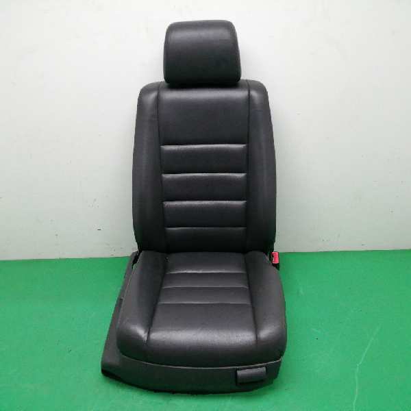 ASIENTO DELANTERO DERECHO