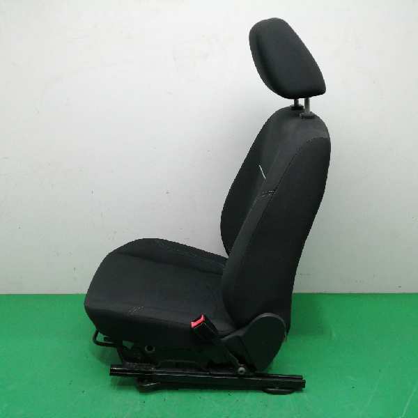 ASIENTO DELANTERO DERECHO