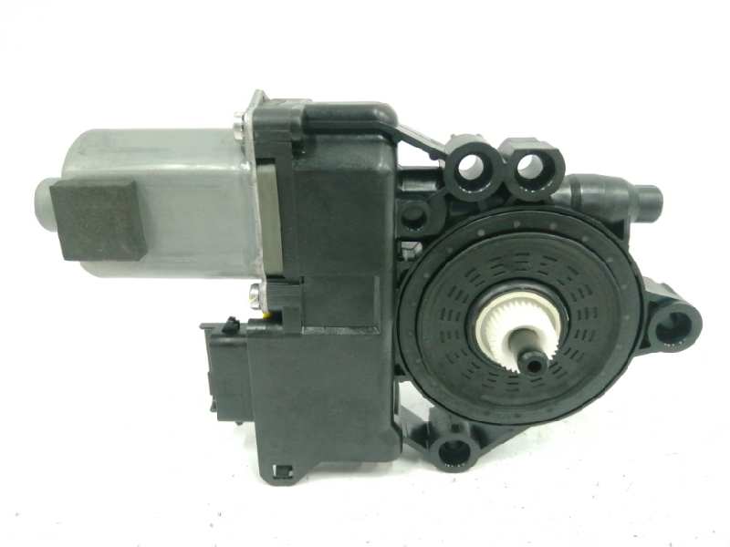 MOTOR ELEVALUNAS DELANTERO DERECHO