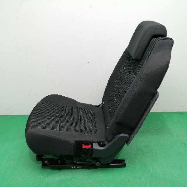 ASIENTO TRASERO MEDIO