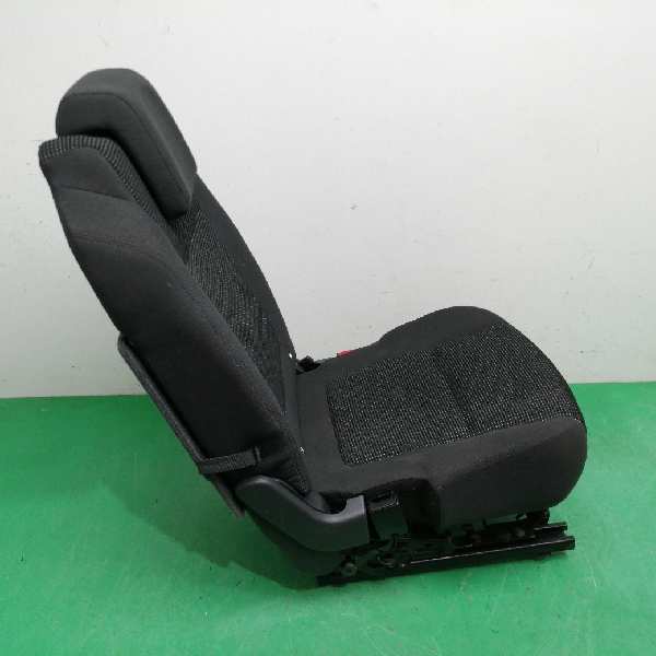 ASIENTO TRASERO MEDIO