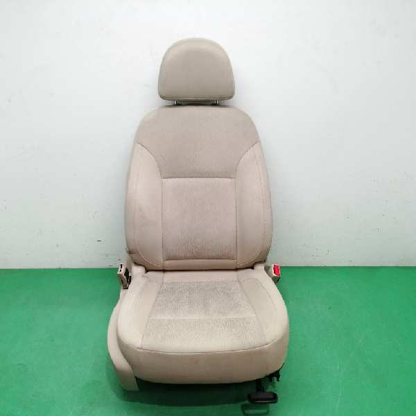 ASIENTO DELANTERO DERECHO