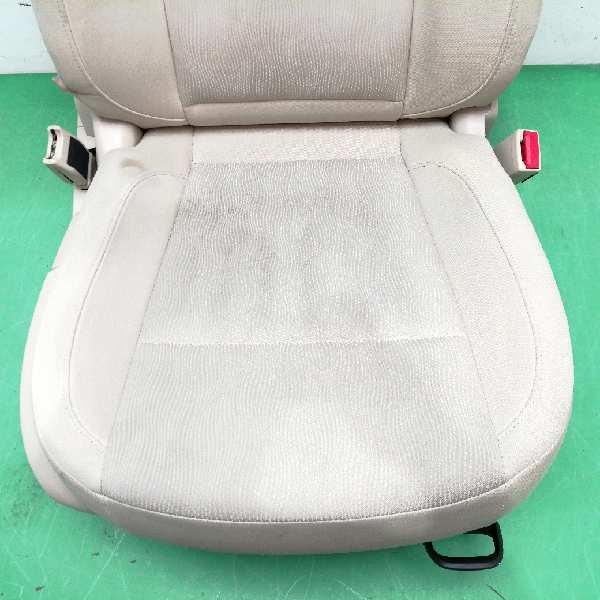 ASIENTO DELANTERO DERECHO