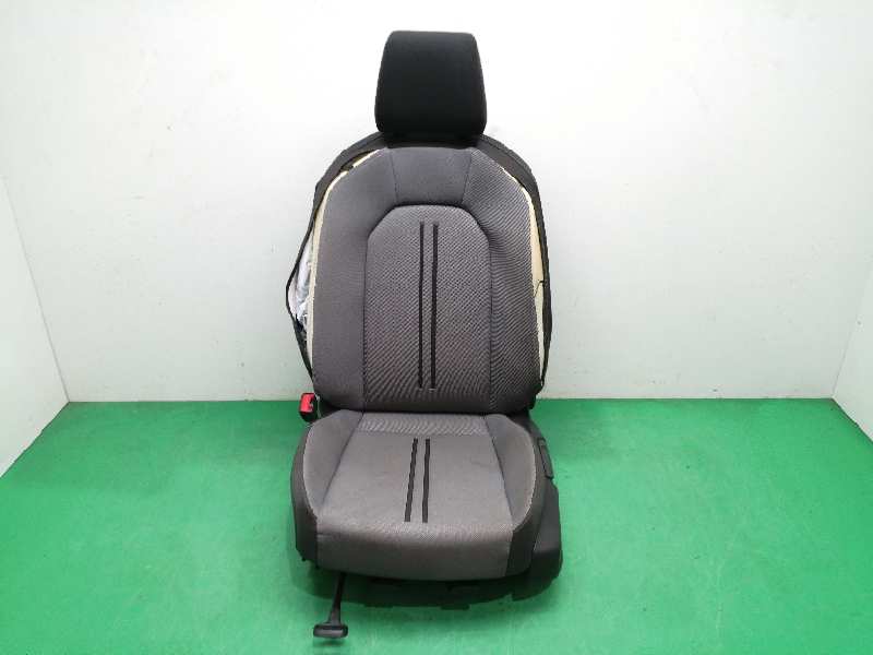 ASIENTO DELANTERO IZQUIERDO