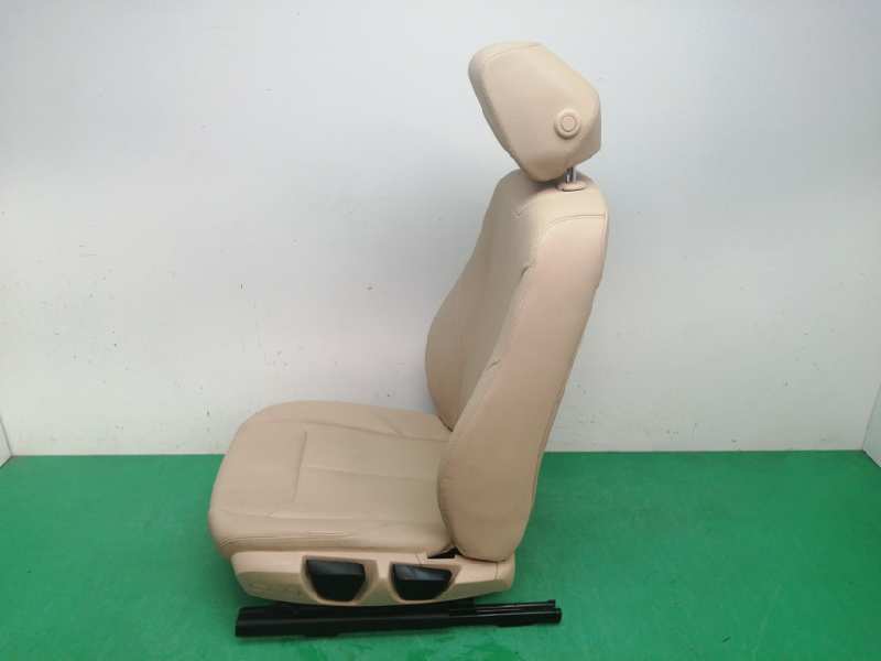 ASIENTO DELANTERO IZQUIERDO