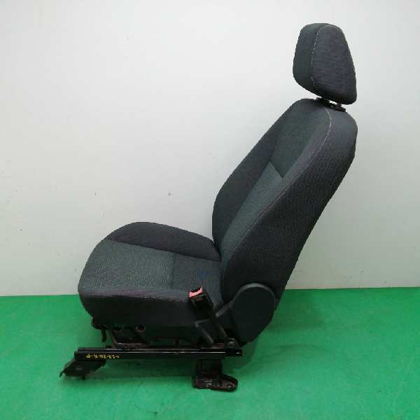 ASIENTO DELANTERO DERECHO