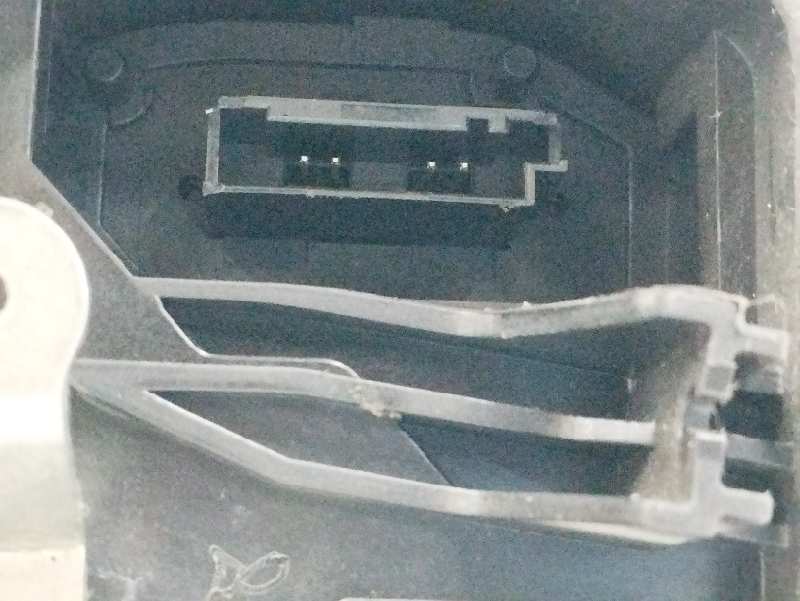 CERRADURA PUERTA TRASERA IZQUIERDA 