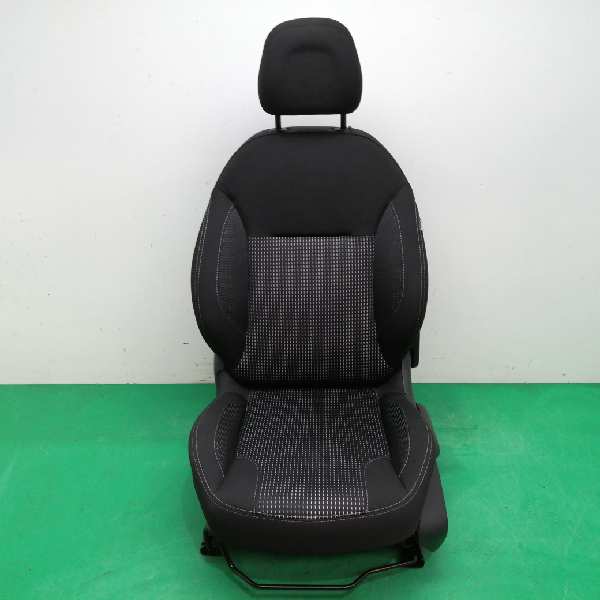 ASIENTO DELANTERO IZQUIERDO