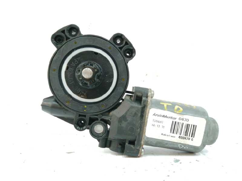 MOTOR ELEVALUNAS TRASERO DERECHO