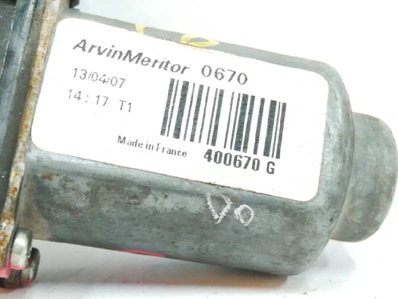 MOTOR ELEVALUNAS TRASERO DERECHO