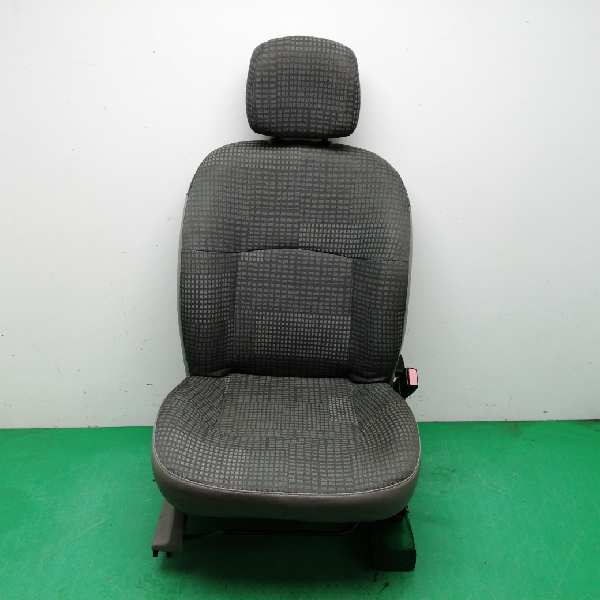 # ASIENTO AUTO SIMPLE