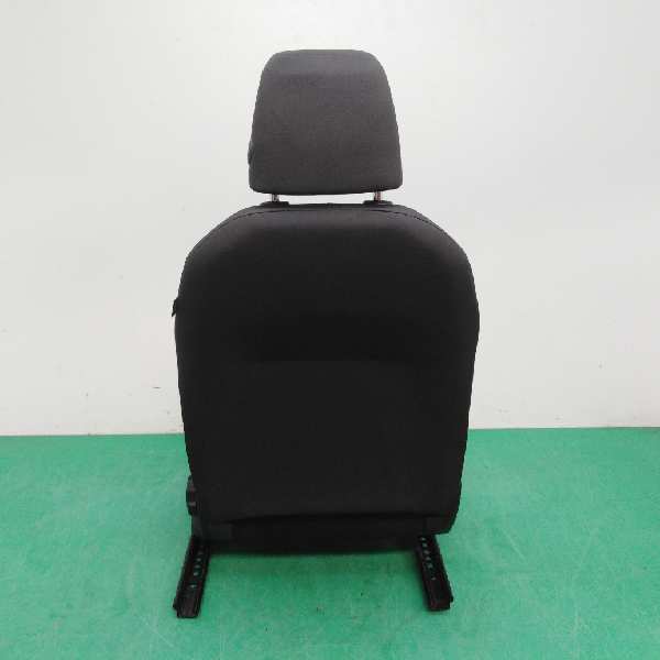 ASIENTO DELANTERO IZQUIERDO