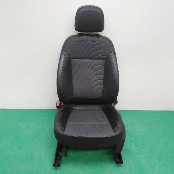 ASIENTO DELANTERO IZQUIERDO