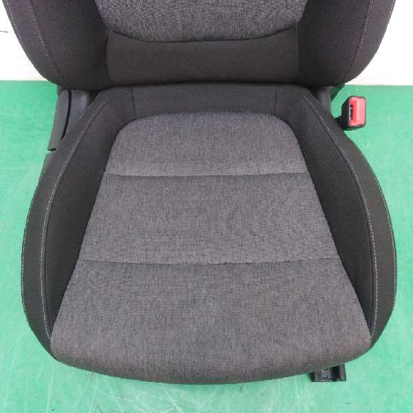 ASIENTO DELANTERO DERECHO