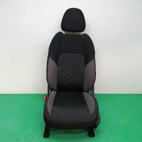 ASIENTO DELANTERO IZQUIERDO