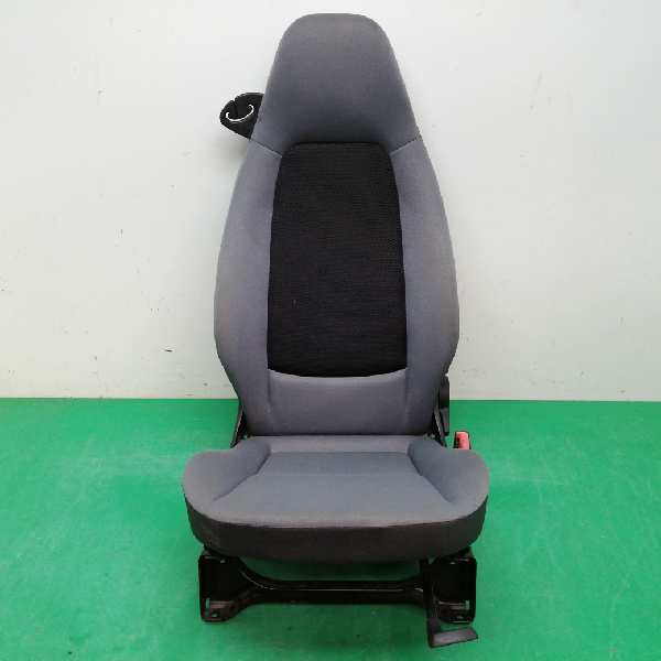 ASIENTO DELANTERO DERECHO