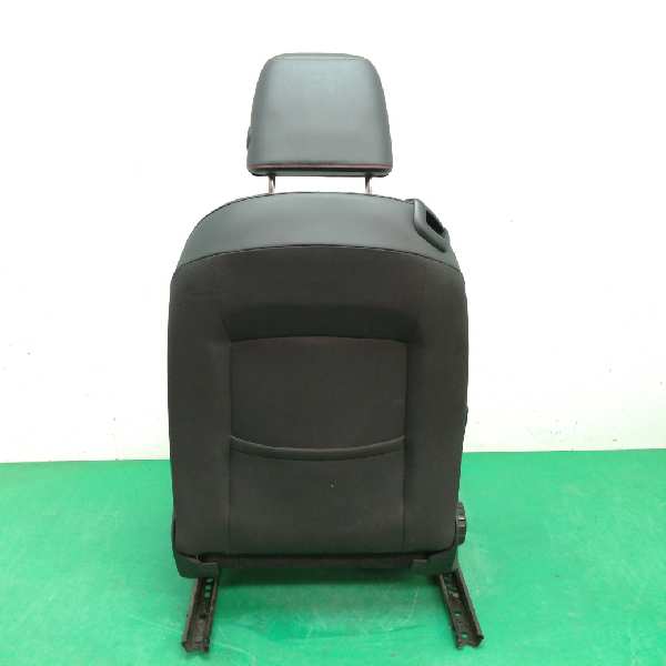 ASIENTO DELANTERO DERECHO