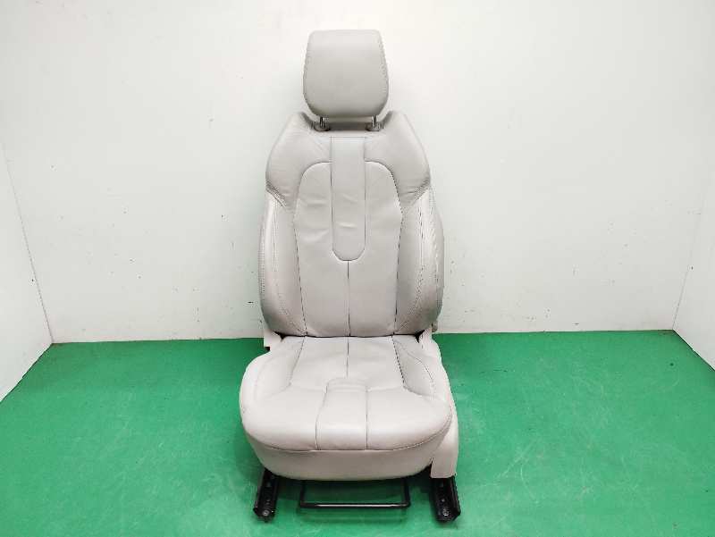 ASIENTO DELANTERO IZQUIERDO
