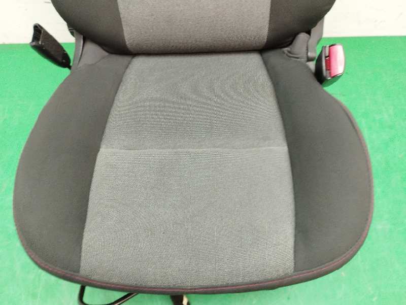 ASIENTO DELANTERO DERECHO