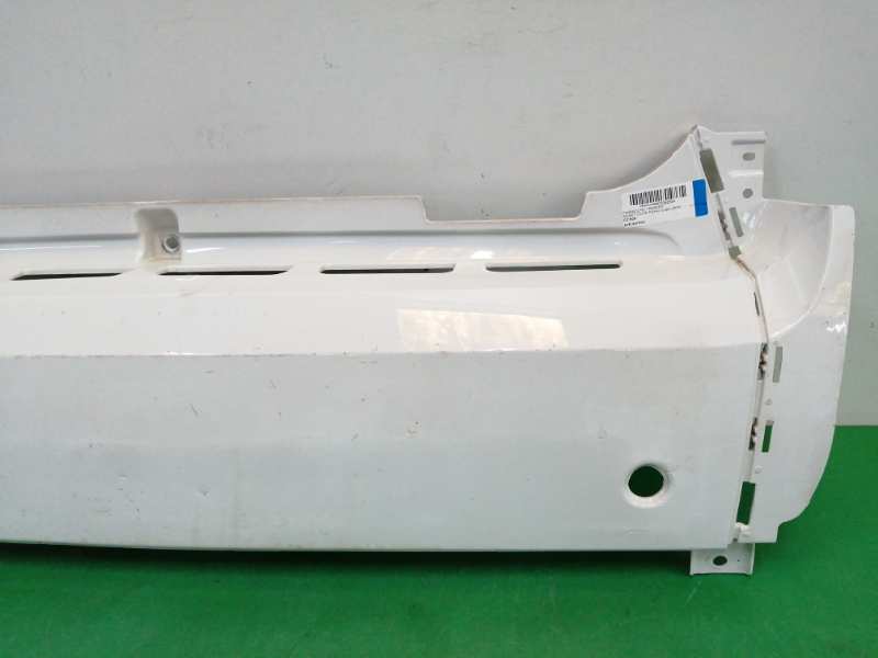 PARAGOLPES TRASERO