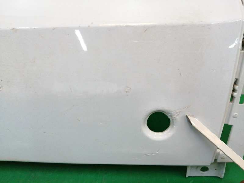 PARAGOLPES TRASERO
