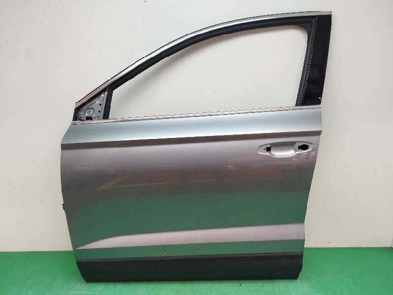PUERTA DELANTERA IZQUIERDA