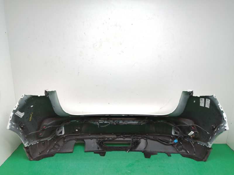 PARAGOLPES TRASERO