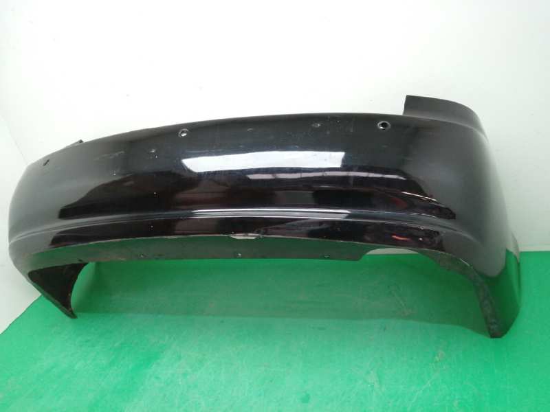 PARAGOLPES TRASERO