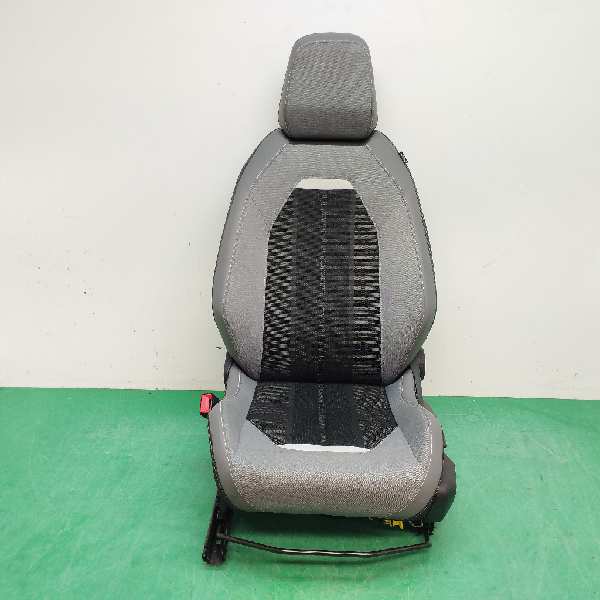 ASIENTO DELANTERO IZQUIERDO