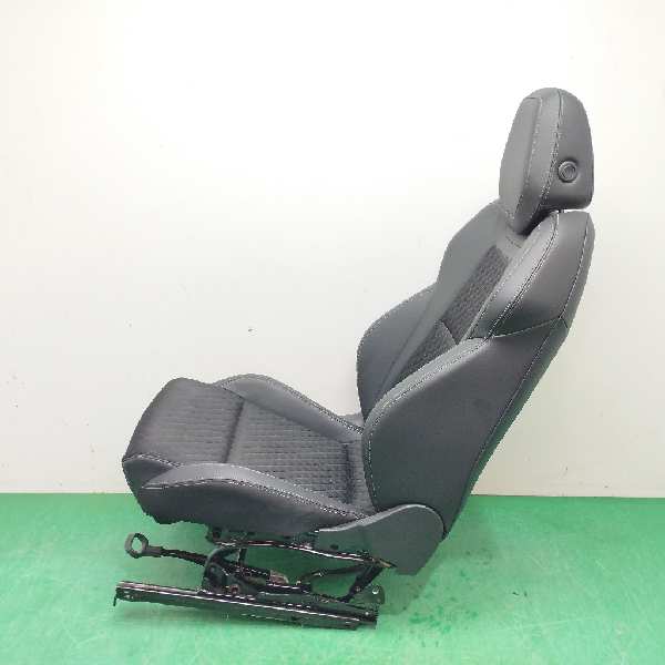 ASIENTO DELANTERO DERECHO