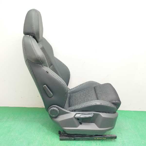 ASIENTO DELANTERO DERECHO