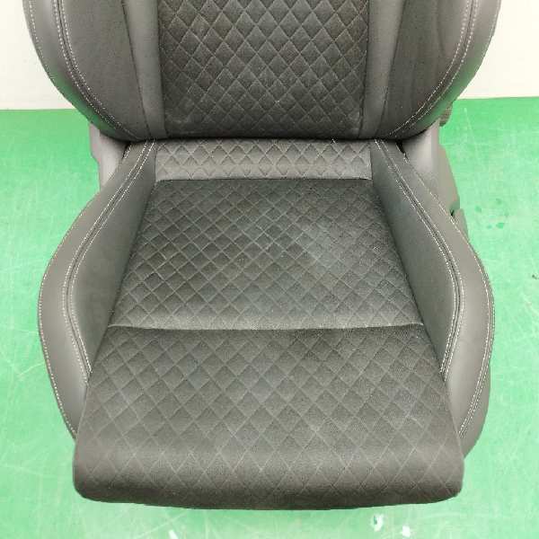 ASIENTO DELANTERO IZQUIERDO