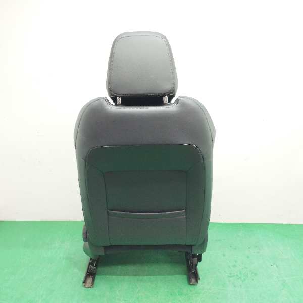 ASIENTO DELANTERO IZQUIERDO