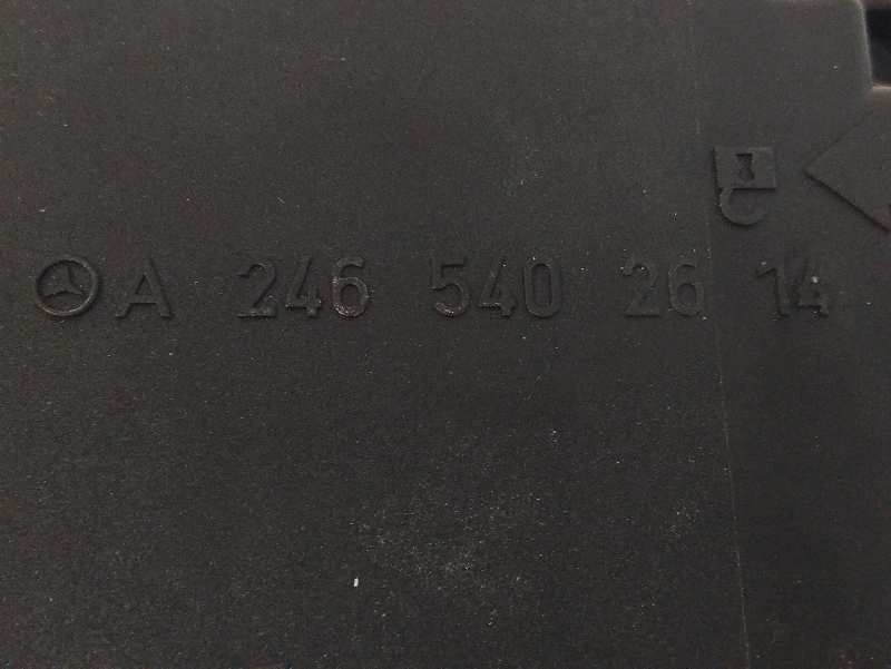 CAJA RELES / FUSIBLES
