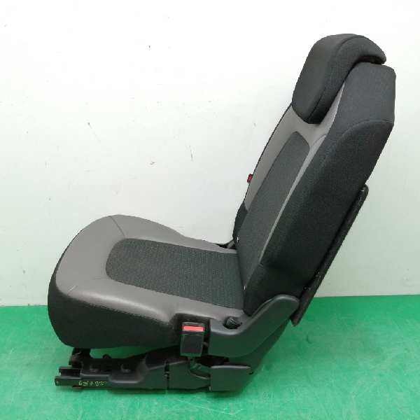 ASIENTO TRASERO MEDIO