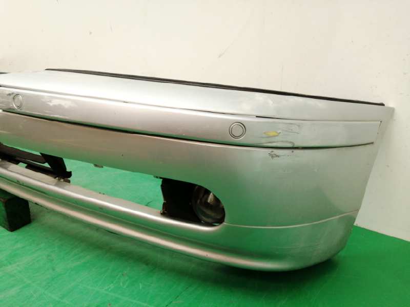 PARAGOLPES DELANTERO