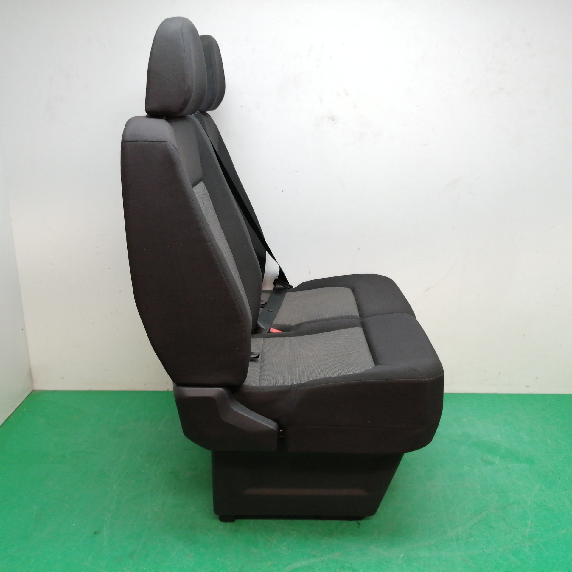 ASIENTO DELANTERO DERECHO