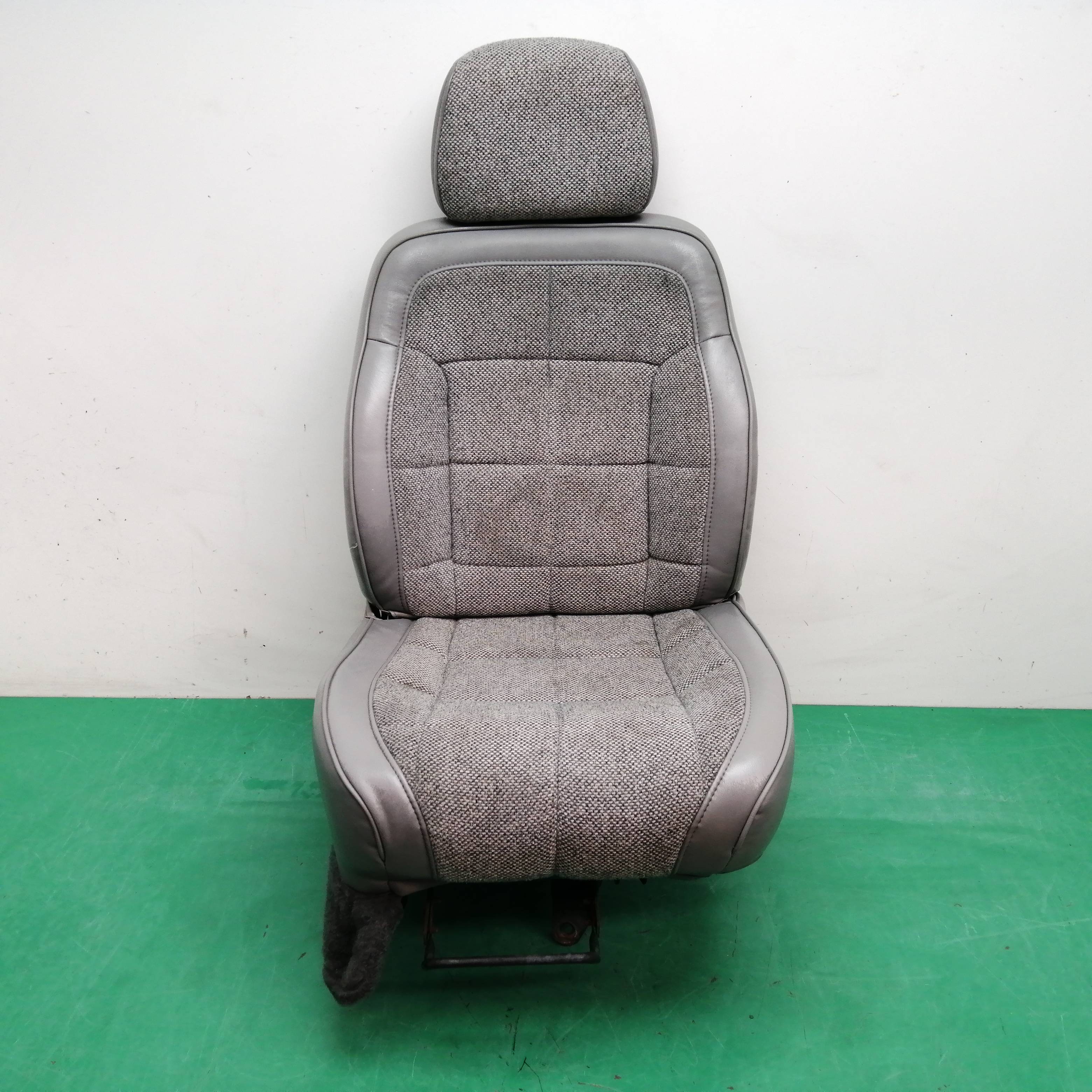 ASIENTO DELANTERO DERECHO