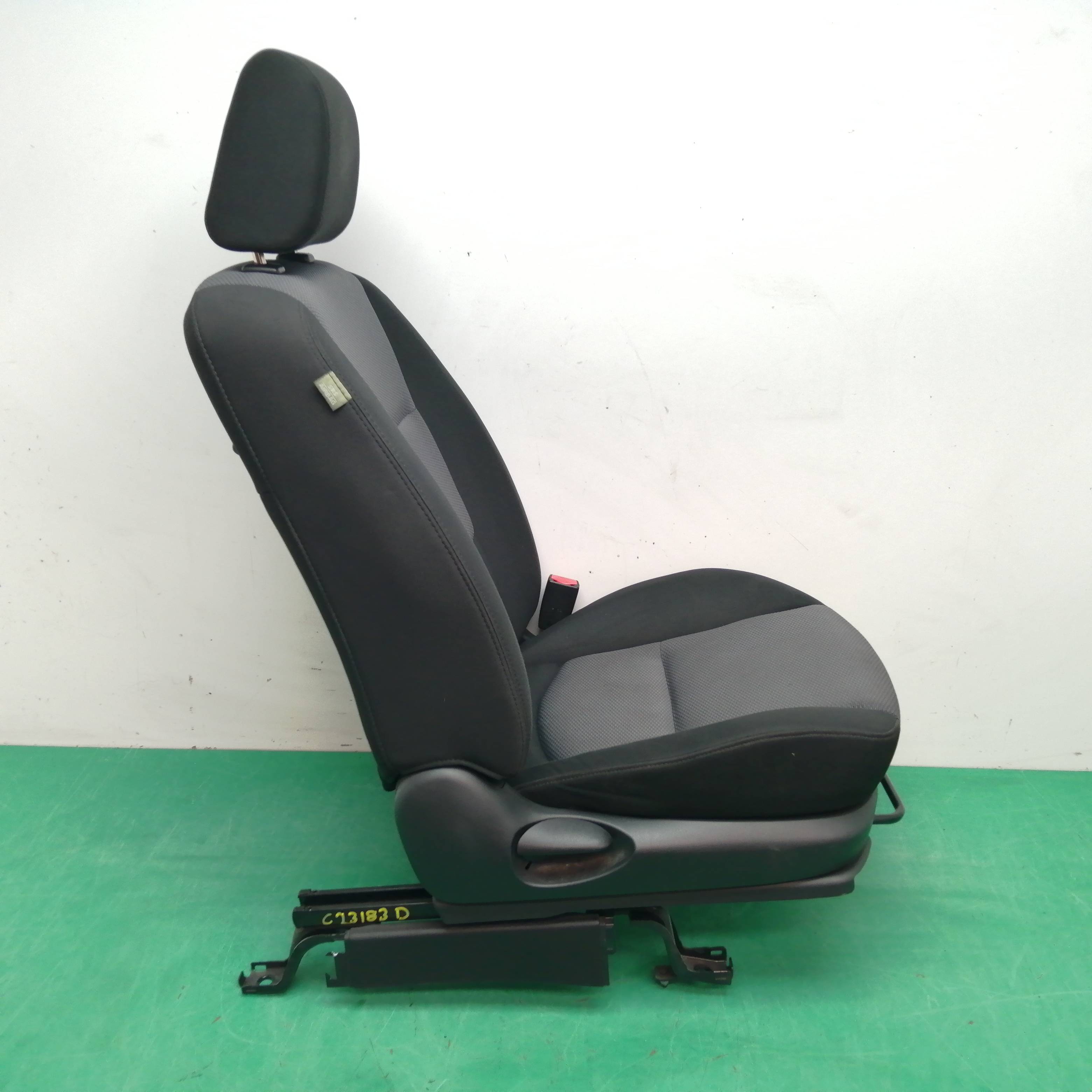 ASIENTO DELANTERO DERECHO