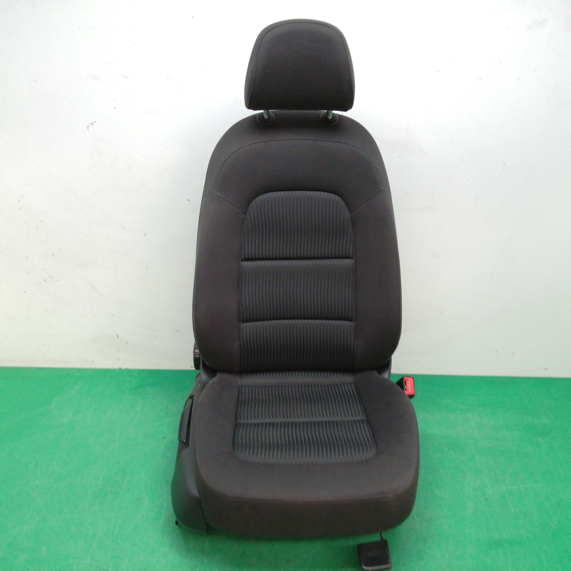 ASIENTO DELANTERO DERECHO